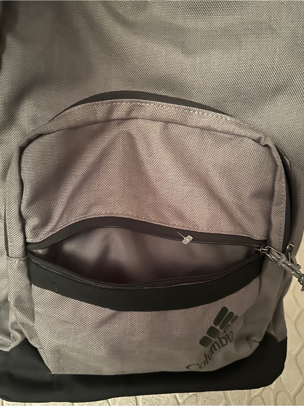 NWOT Columbia Unisex Zig Zag 30L Gray and Black Everyday Backpack - Picture 8 of 16